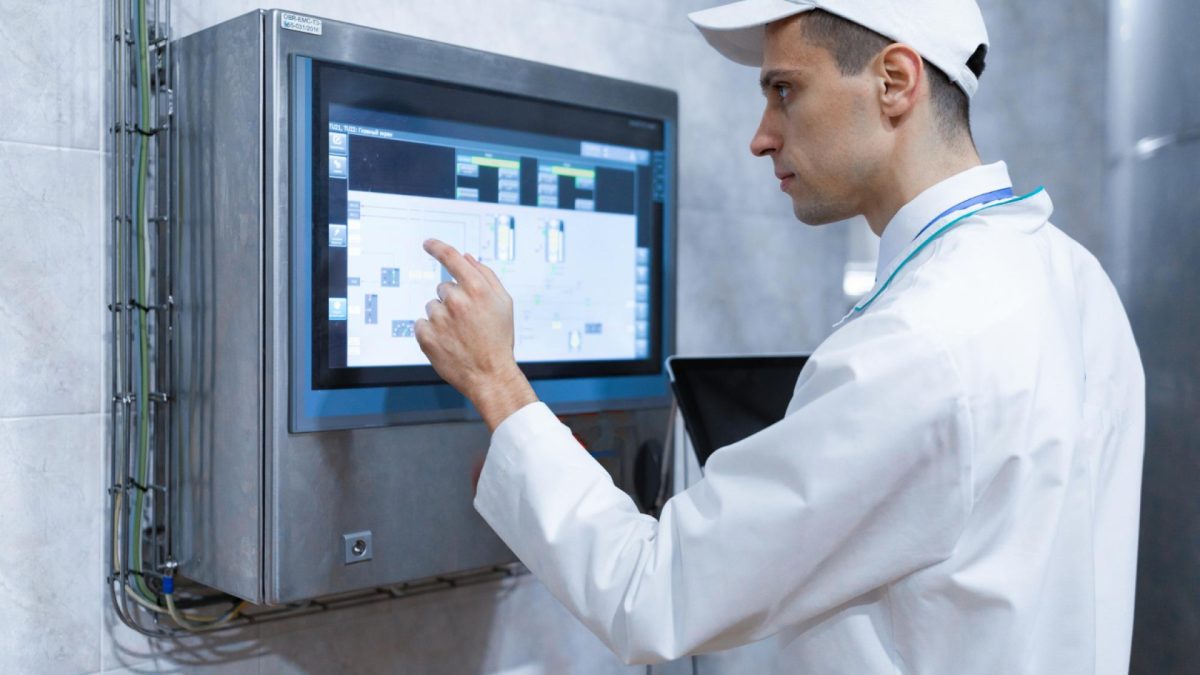 Comment les modules d'entrées/sorties intelligents facilitent-ils la maintenance prédictive ?